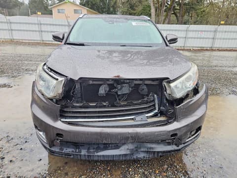2015 Toyota Highlander, VIN 5TDDKRFH8FS209635. Photo 5 of 6 from Copart auction. OpenDataCar US salvage catalog.