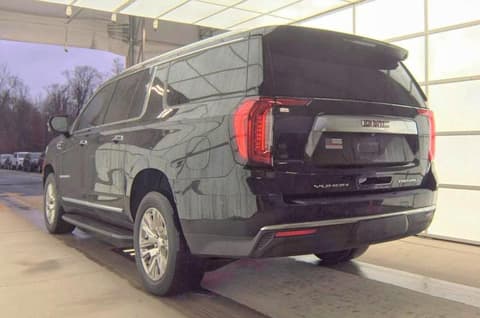 2021 Gmc Yukon XL, VIN 1GKS2JKT2MR291834. Photo 3 of 6 from Copart auction. OpenDataCar US salvage catalog.
