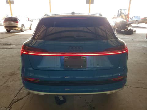 2019 Audi e-tron, VIN WA1VAAGE4KB005245. Фото 6 з 6 з аукціону Copart. Каталог авто зі США OpenDataCar.