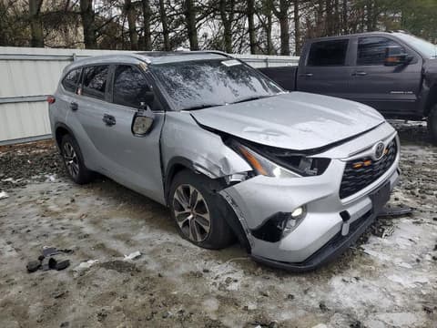 2022 Toyota Highlander, VIN 5TDGZRAH0NS558433. Фото 4 з 6 з аукціону Copart. Каталог авто зі США OpenDataCar.