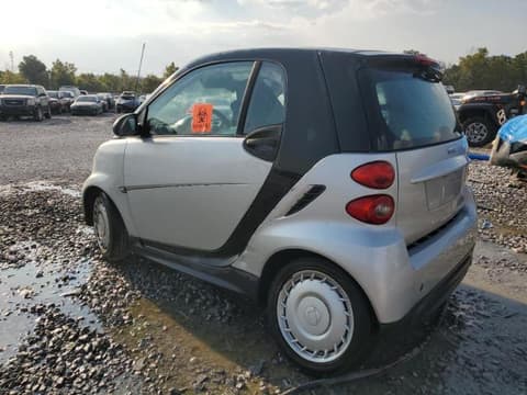 2015 Smart Fortwo, VIN WMEEJ3BA4FK819361. Фото 2 з 6 з аукціону Copart. Каталог авто зі США OpenDataCar.
