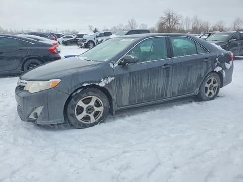 2012 Toyota Camry, VIN 4T1BF1FK2CU575375. Фото 1 з 6 з аукціону Copart. Каталог авто зі США OpenDataCar.