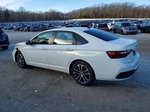 2024 Volkswagen Jetta, VIN 3VWBM7BU1RM100010. Photo 2 of 6 from Copart auction. OpenDataCar US salvage catalog.