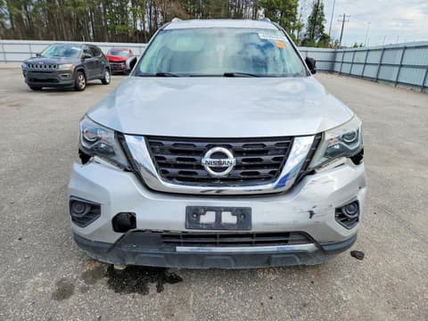 2017 Nissan Pathfinder, VIN 5N1DR2MM2HC913462. Фото 5 з 6 з аукціону Copart. Каталог авто зі США OpenDataCar.