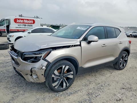 2023 Volvo XC40, VIN YV4L12UA5P2054382. Фото 1 з 6 з аукціону Copart. Каталог авто зі США OpenDataCar.