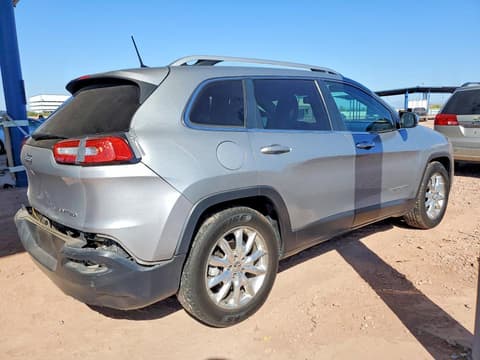 2016 Jeep Cherokee, VIN 1C4PJLDB4GW239356. Фото 3 из 6 с аукциона Copart. Каталог авто из США OpenDataCar.