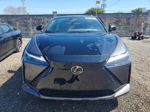 2024 Lexus RZ 300e, VIN JTJABABB2RA005644. Фото 5 из 6 с аукциона Copart. Каталог авто из США OpenDataCar.