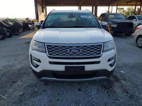 2017 Ford Explorer, VIN 1FM5K8HT5HGB73198. Zdjęcie 5 z 6 z aukcji Copart. Katalog aut z USA OpenDataCar.