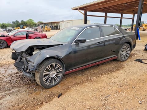 2014 Chrysler 300, VIN 2C3CCABGXEH118939. Фото 1 з 6 з аукціону Copart. Каталог авто зі США OpenDataCar.