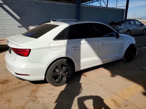 2018 Audi A3, VIN WAUAUGFF7J1039576. Фото 3 з 6 з аукціону Copart. Каталог авто зі США OpenDataCar.