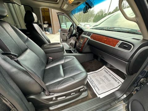 2013 Chevrolet Suburban, VIN 1GNSKJE78DR138778. Фото 5 з 6 з аукціону Copart. Каталог авто зі США OpenDataCar.
