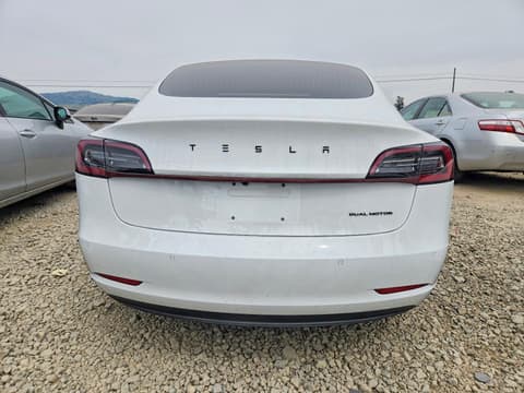 2018 Tesla Model 3, VIN 5YJ3E1EB3JF112731. Фото 6 з 6 з аукціону Copart. Каталог авто зі США OpenDataCar.