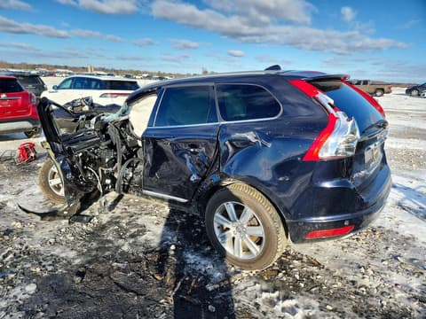 2017 Volvo XC60, VIN YV440MDU2H2149349. Фото 2 з 6 з аукціону Copart. Каталог авто зі США OpenDataCar.