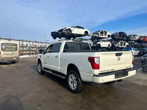 2020 Nissan Titan, VIN 1N6AA1FB9LN511291. Фото 3 з 6 з аукціону Copart. Каталог авто зі США OpenDataCar.