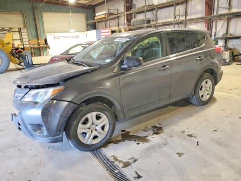 2015 Toyota RAV4, VIN JTMZFREV1FJ049774. Фото 1 з 6 з аукціону Copart. Каталог авто зі США OpenDataCar.