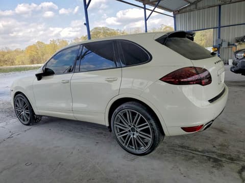 2011 Porsche Cayenne, VIN WP1AA2A28BLA01944. Фото 2 из 6 с аукциона Copart. Каталог авто из США OpenDataCar.