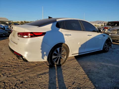 2016 Kia Optima, VIN 5XXGV4L29GG029526. Фото 3 из 6 с аукциона Copart. Каталог авто из США OpenDataCar.