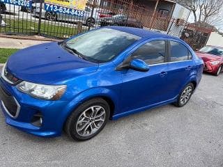 2018 Chevrolet Sonic, VIN 1G1JD5SH5J4100431. Фото 2 з 6 з аукціону Copart. Каталог авто зі США OpenDataCar.