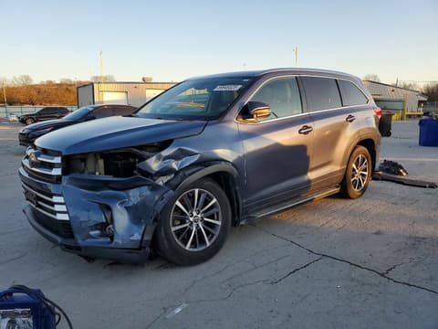 2018 Toyota Highlander, VIN 5TDJZRFH7JS844921. Фото 1 з 6 з аукціону Copart. Каталог авто зі США OpenDataCar.