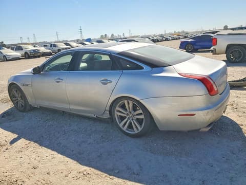 2012 Jaguar XJ-Series, VIN SAJWA2GB5CLV22475. Фото 2 з 6 з аукціону Copart. Каталог авто зі США OpenDataCar.