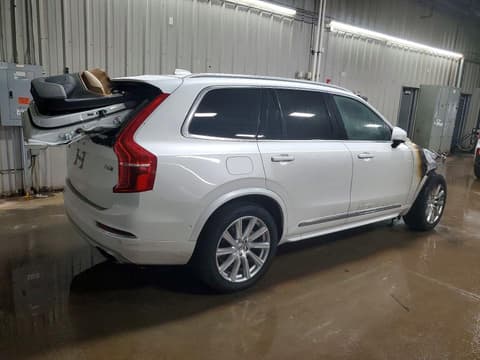 2017 Volvo XC90, VIN YV4A22PLXH1149545. Фото 3 з 6 з аукціону Copart. Каталог авто зі США OpenDataCar.