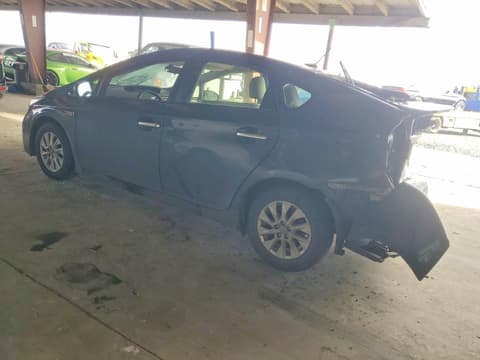 2015 Toyota Prius Plug-In, VIN JTDKN3DP1F3074585. Фото 2 з 6 з аукціону Copart. Каталог авто зі США OpenDataCar.