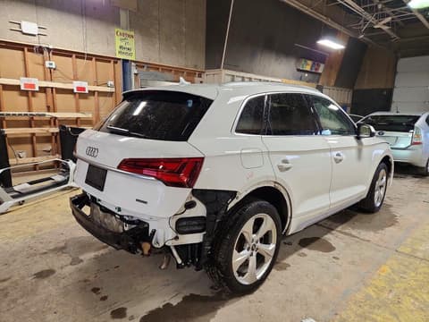 2021 Audi Q5, VIN WA1BAAFY2M2007643. Фото 3 из 6 с аукциона Copart. Каталог авто из США OpenDataCar.