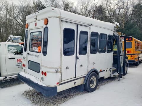 2017 Ford Econoline E350, VIN 1FDEE3FSXHDC29254. Фото 4 з 6 з аукціону Copart. Каталог авто зі США OpenDataCar.