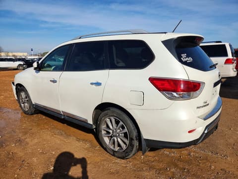 2016 Nissan Pathfinder, VIN 5N1AR2MN1GC665568. Фото 2 з 6 з аукціону Copart. Каталог авто зі США OpenDataCar.