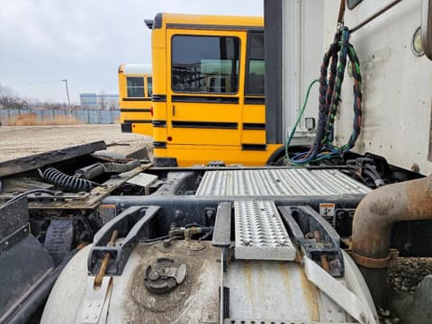 2018 Peterbilt 579, VIN 1XPBA48X1JD477995. Zdjęcie 6 z 6 z aukcji Copart. Katalog aut z USA OpenDataCar.