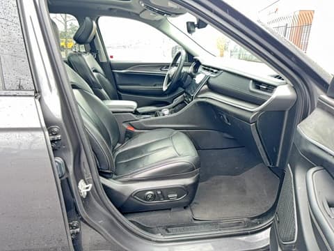 2021 Jeep Grand Cherokee L, VIN 1C4RJKBG2M8135613. Фото 5 з 6 з аукціону Copart. Каталог авто зі США OpenDataCar.