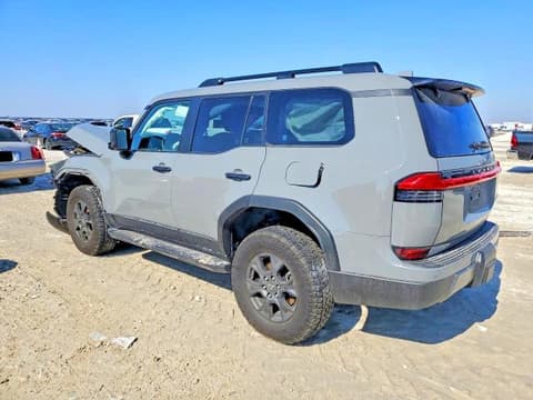 2024 Lexus GX 550, VIN JTJTBCDX3R5012303. Фото 2 з 6 з аукціону Copart. Каталог авто зі США OpenDataCar.