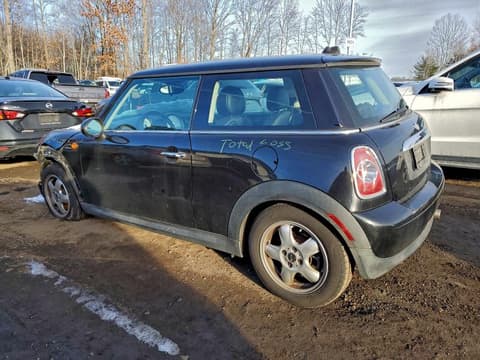 2011 Mini Cooper, VIN WMWSU3C59BT251913. Фото 2 з 6 з аукціону Copart. Каталог авто зі США OpenDataCar.
