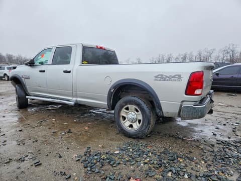 2017 Ram 2500, VIN 3C6UR5HL6HG670704. Фото 2 з 6 з аукціону Copart. Каталог авто зі США OpenDataCar.