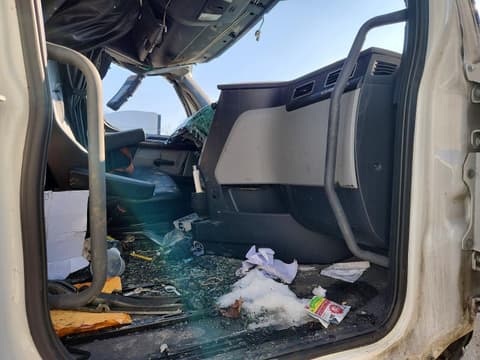 2021 Freightliner Cascadia 126, VIN 1FUJHHDR6MLMK0699. Zdjęcie 5 z 6 z aukcji Copart. Katalog aut z USA OpenDataCar.