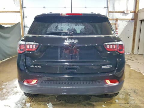 2018 Jeep Compass, VIN 3C4NJDBBXJT201997. Фото 6 з 6 з аукціону Copart. Каталог авто зі США OpenDataCar.