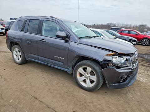 2014 Jeep Compass, VIN 1C4NJDEB7ED816174. Фото 4 з 6 з аукціону Copart. Каталог авто зі США OpenDataCar.
