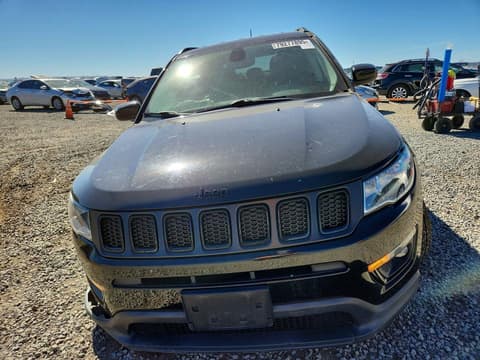 2019 Jeep Compass, VIN 3C4NJDBBXKT740704. Фото 5 из 6 с аукциона Copart. Каталог авто из США OpenDataCar.