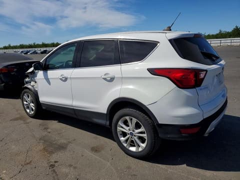 2019 Ford Escape, VIN 1FMCU0GD0KUC35984. Фото 2 з 6 з аукціону Copart. Каталог авто зі США OpenDataCar.