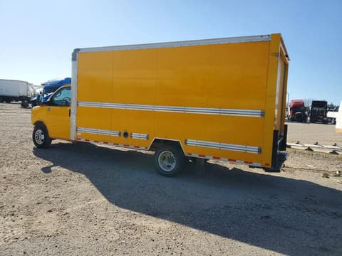 2022 Gmc Savana, VIN 7GZ37TC76NN001749. Фото 2 з 6 з аукціону Copart. Каталог авто зі США OpenDataCar.