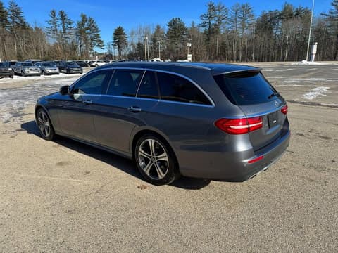 2017 Mercedes-benz E-Class, VIN WDDZH6GB9HA239374. Фото 3 з 6 з аукціону Copart. Каталог авто зі США OpenDataCar.