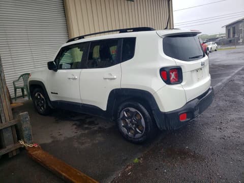 2017 Jeep Renegade, VIN ZACCJAAB0HPE78845. Фото 2 из 6 с аукциона Copart. Каталог авто из США OpenDataCar.