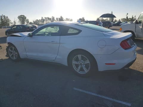 2020 Ford Mustang, VIN 1FA6P8TH2L5190922. Фото 2 з 6 з аукціону Copart. Каталог авто зі США OpenDataCar.