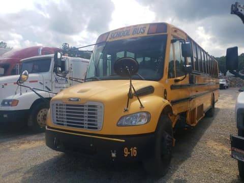 2016 Freightliner Chassis, VIN 4UZABRDT5GCGP7026. Фото 2 з 6 з аукціону Copart. Каталог авто зі США OpenDataCar.