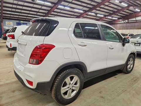 2021 Chevrolet Trax, VIN KL7CJKSB6MB302923. Фото 3 из 6 с аукциона Copart. Каталог авто из США OpenDataCar.