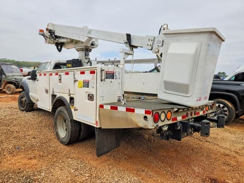 2015 Ford F-450 Super Duty, VIN 1FDUF4GY5FEC83263. Фото 3 из 6 с аукциона Copart. Каталог авто из США OpenDataCar.