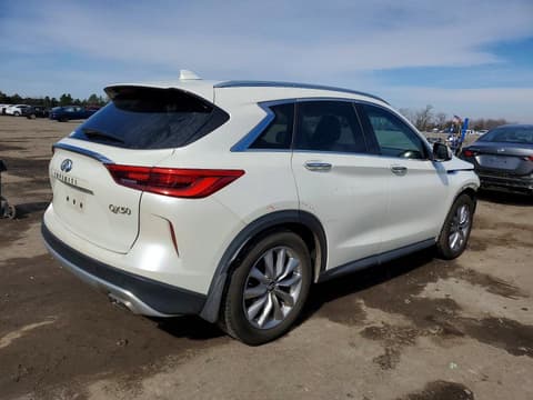 2020 Infiniti QX50, VIN 3PCAJ5M31LF104781. Zdjęcie 3 z 6 z aukcji Copart. Katalog aut z USA OpenDataCar.