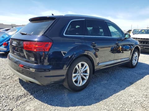 2017 Audi Q7, VIN WA1LAAF72HD014016. Фото 3 из 6 с аукциона Copart. Каталог авто из США OpenDataCar.
