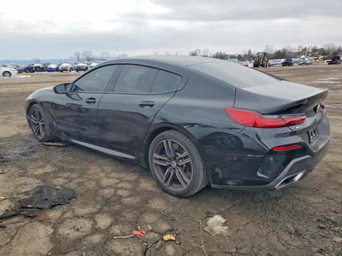 2023 Bmw M850i xDrive, VIN WBAGV8C0XPCK82373. Фото 2 з 6 з аукціону Copart. Каталог авто зі США OpenDataCar.
