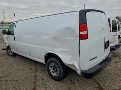 2023 Chevrolet Express 2500, VIN 1GCWGBFP5P1175337. Фото 2 з 6 з аукціону Copart. Каталог авто зі США OpenDataCar.